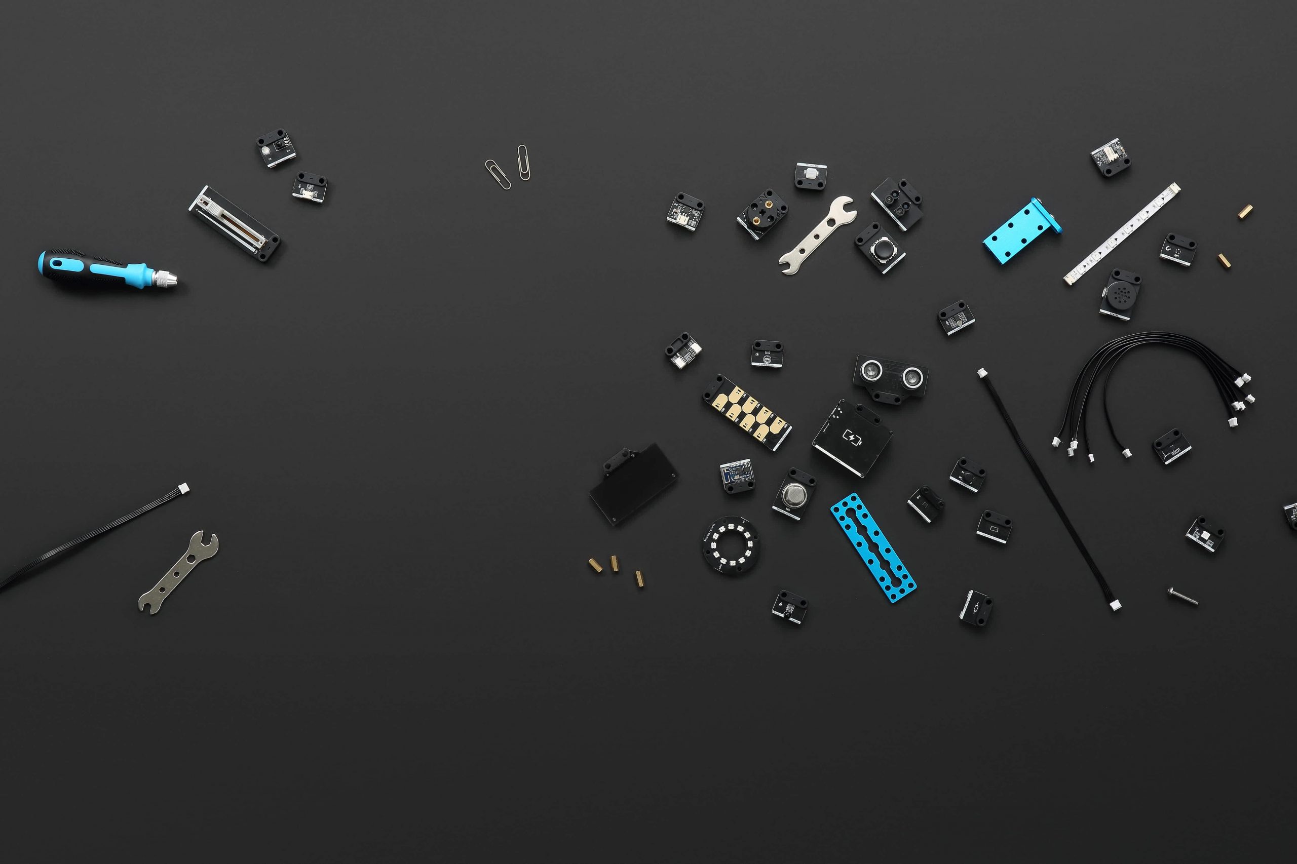 mBuild_201909-0105_STP_RGB_300dpi